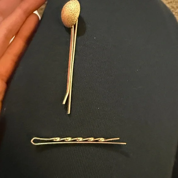 Elegant Gold Hairpin Set - Picture 2 of 2